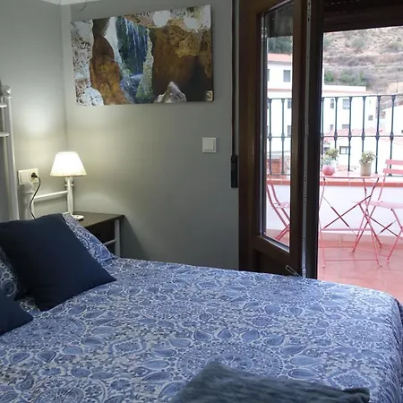 Apartment Casa Nieves -la Buardilla Del Cielo Villahermosa del Rio